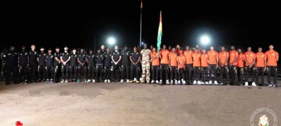 CAN 2023-GUINÉE : LES JOUEURS DU SYLI NATIONAL ONT REÇU LE DRAPEAU DANS UN CAMP MILITAIRE